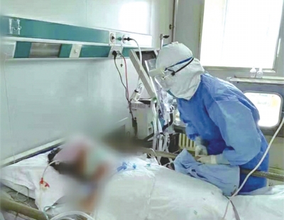 “在隔離病區(qū)里過生日，我永生難忘”