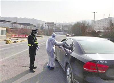 日夜堅(jiān)守，他們的“抗疫十二時(shí)辰”