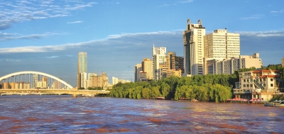 護(hù)好黃河水 保衛(wèi)蘭州藍(lán) 再造金城綠——蘭州市加強(qiáng)黃河流域生態(tài)保護(hù)、推進(jìn)高質(zhì)量發(fā)展綜述