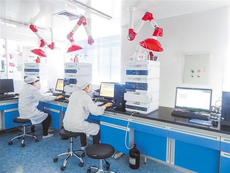 【抓“六穩(wěn)” 促“六?！薄繙p輕企業(yè)負擔(dān) 幫助渡過難關(guān)