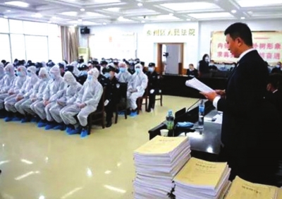 天水秦州區(qū)開審18人涉惡案 被控涉嫌敲詐勒索、尋釁滋事、開設賭場等