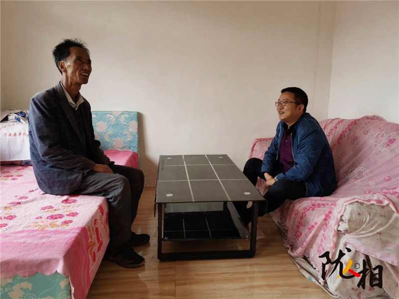 【隴人相】以扶貧為己任 把村民當親人——記元古堆村黨支部第一書記、駐村幫扶工作隊隊長陳元兵