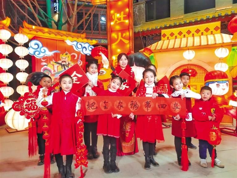 原創(chuàng)音樂電視《全家福》向蘭州市人民拜年！