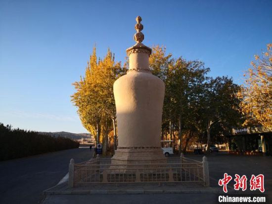 圖為2020年11月，沐浴在晨光中的莫高窟道士塔。(資料圖) 馮志軍 攝