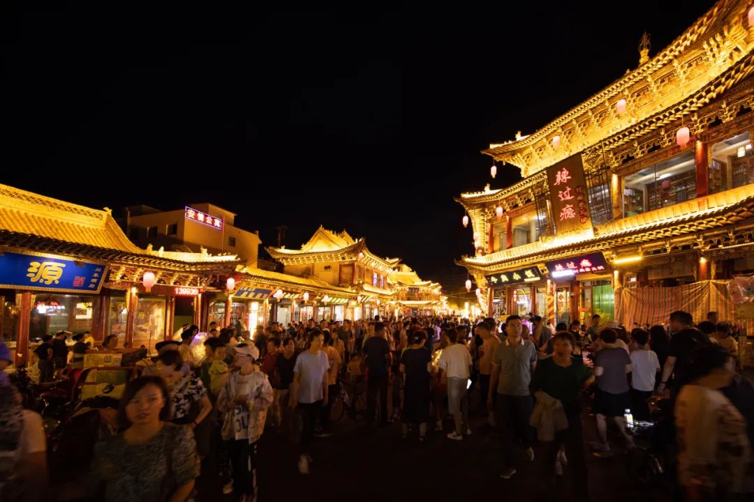 古風(fēng)、華美、浪漫、美味……現(xiàn)實(shí)版“清明上河圖”，就在這里！