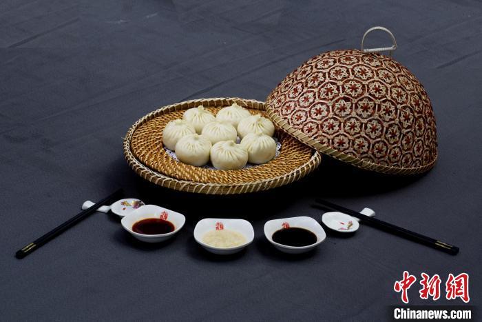 圖為甘肅臨夏回族自治州美味——河州包子。(資料圖) 臨夏州委宣傳部供圖