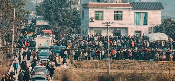 重慶“按豬宴”走紅后如何繼續(xù)突圍？